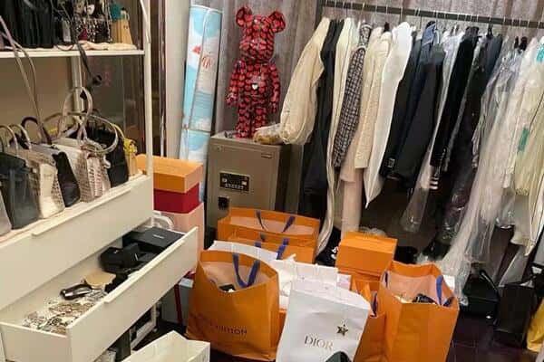 永川区回收一线品牌衣服